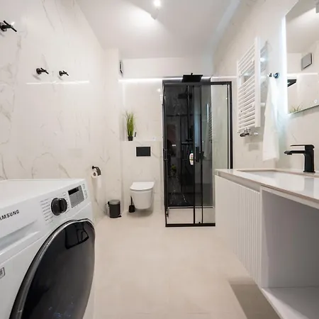 Miodowy Apartament Z Duzym Tarasem W Rewalu, Blisko Morza Exteriér fotografie