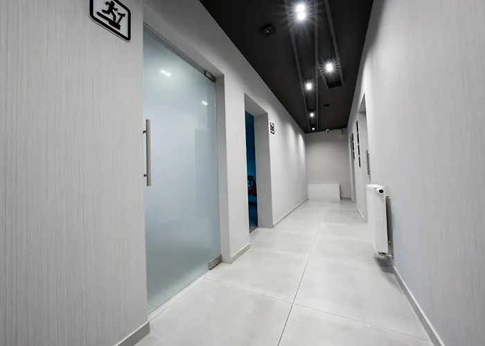 Miodowy Apartament Z Duzym Tarasem W Rewalu, Blisko Morza