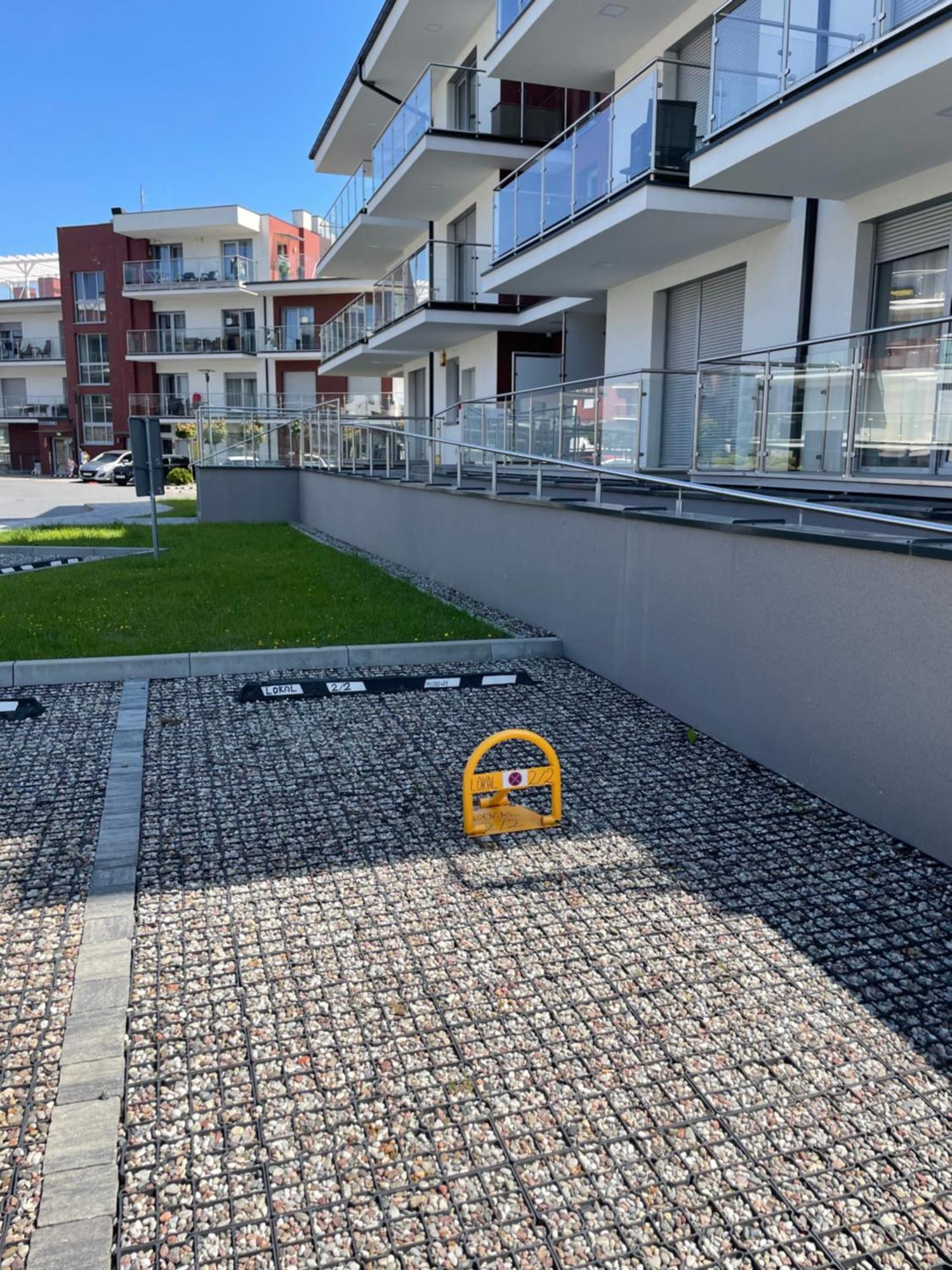 Apartment Miodowy Z Duzym Tarasem W Rewalu, Blisko Morza *
