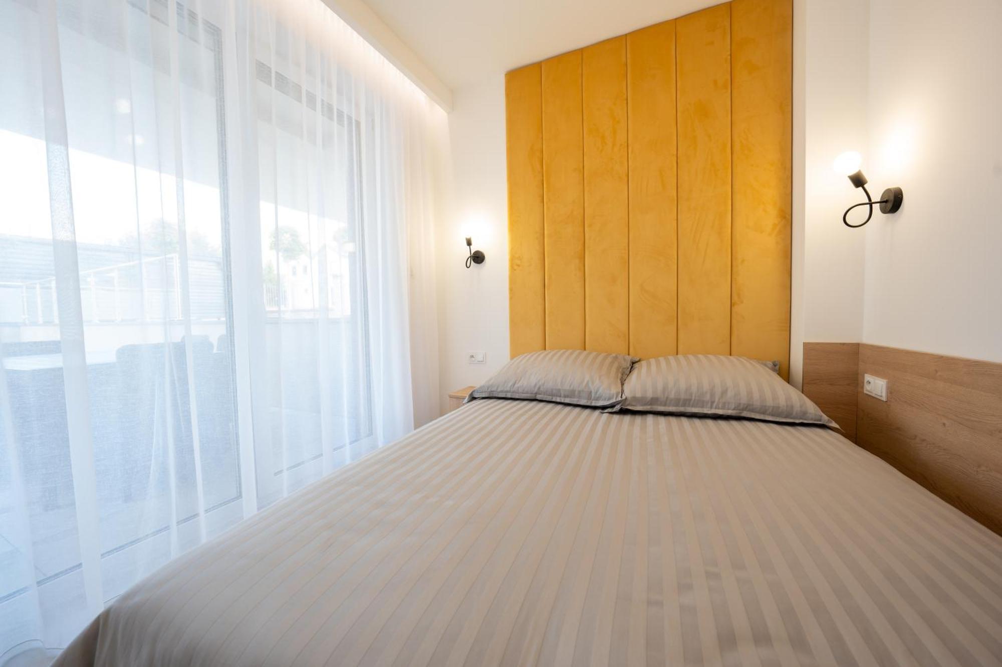 Apartment Miodowy Z Duzym Tarasem W Rewalu, Blisko Morza Rewal